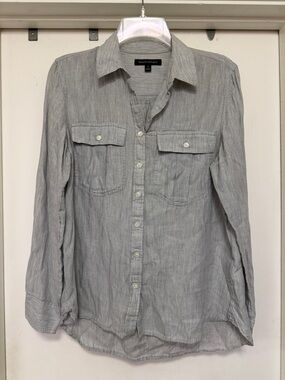 Banana Republic gray long sleeve drapey oxford - size S